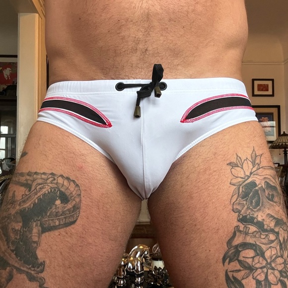 Marcuse Falcon Swimsuit - Picture 6 of 9